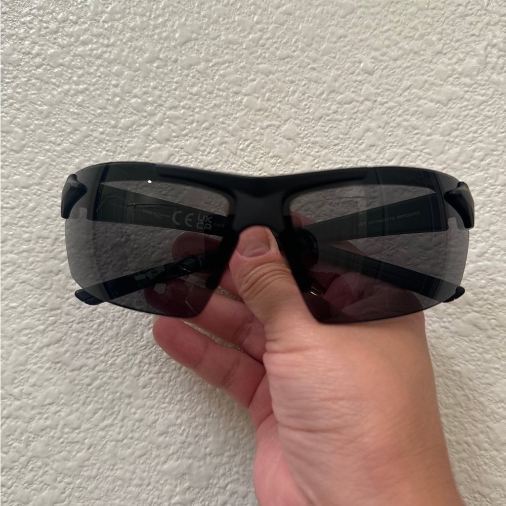 Black tifosi jet sports sunglasses